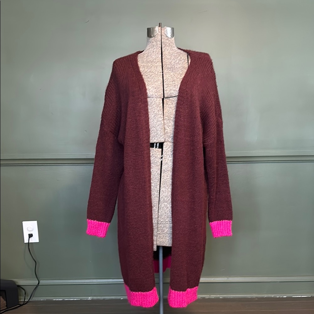 Chic Burgundy Cardigan with Pink Accents